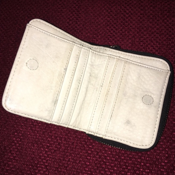 Wallet - Picture 3 of 4